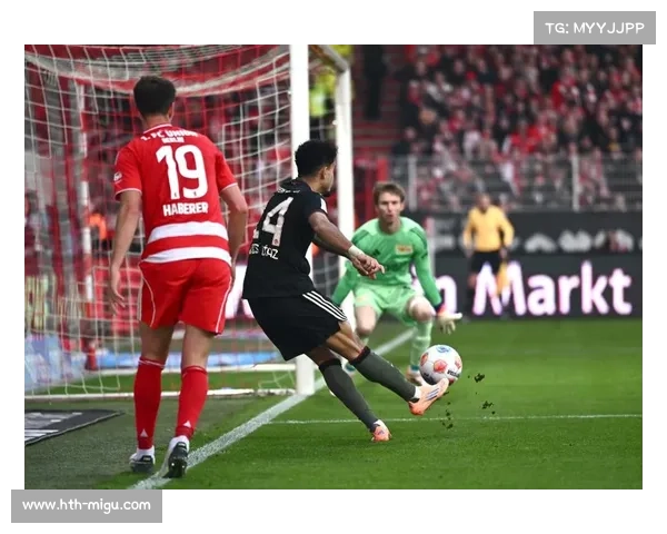 十人拜仁2-2柏林联，16连胜遭终结凯恩补时乌龙助攻后绝平