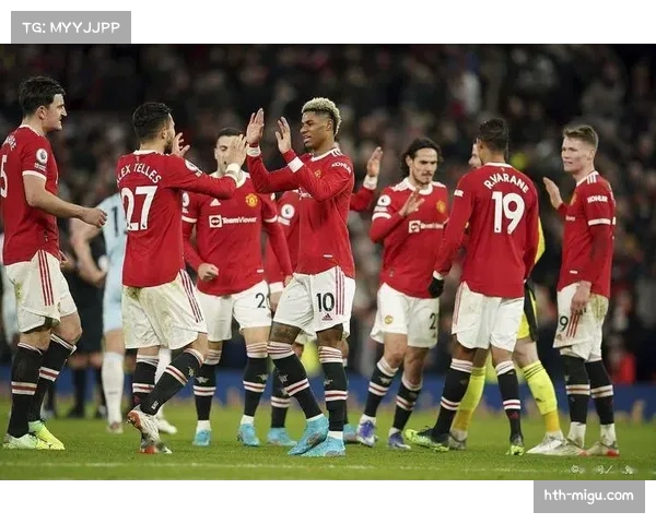 莱比锡红牛遭遇伤病潮,亨里希斯等多名防守球员缺阵 莱比锡红牛遭遇伤病潮,亨里希斯等多名防守球员缺阵